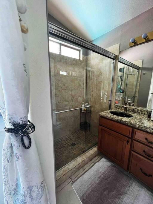 Amazing Heated Pool And Private Hot Tub 3Br In Heart Of Lv Villa Las Vegas Exterior foto